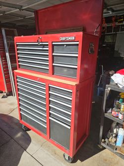 Craftsman Rolling Toolbox With 25 Drowers Full With Tools All the tools you need Mostly USA Tools Including Keys