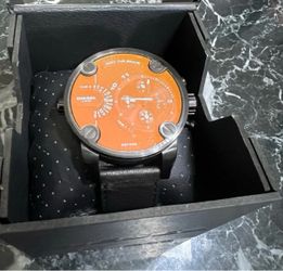 New Authentic Diesel Little Daddy Black Iridescent Chronograph Mens DZ7443 Watch