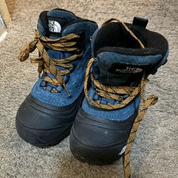 Kids North face Boots Sz11