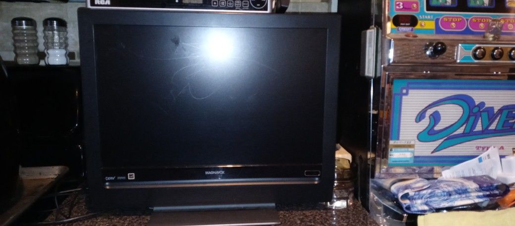 19 Inch Magnavox HDTV