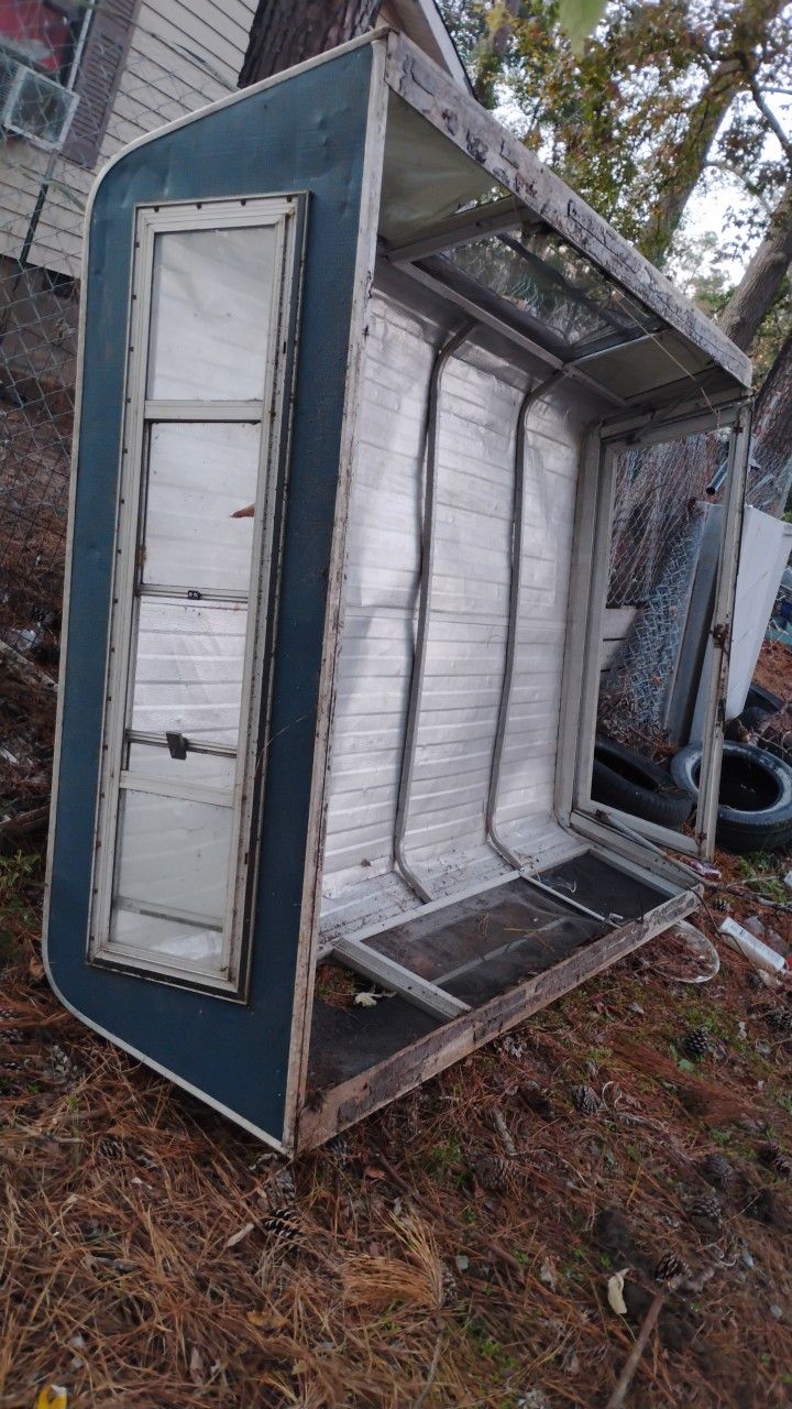 Campershell