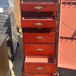 Cute Jewelry Chest