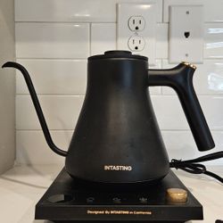 Eletric Kettle. Intasting.