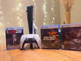 PS5 Disc edition 1 TB Console with Controller and 3 Games