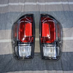 Toyota Tacoma Tail Lights 