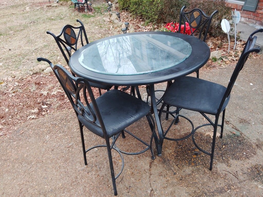 Remix Furniture