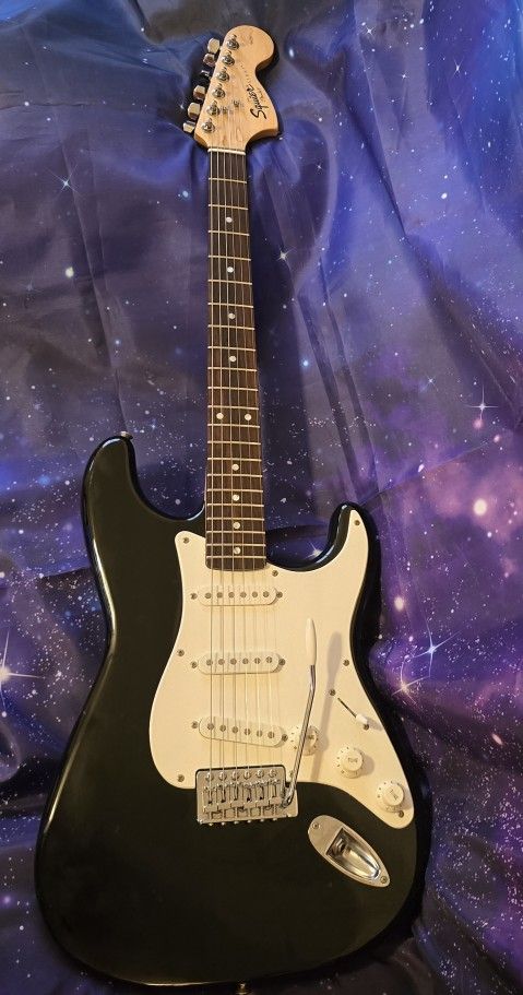 Squier Strat SE Guitar