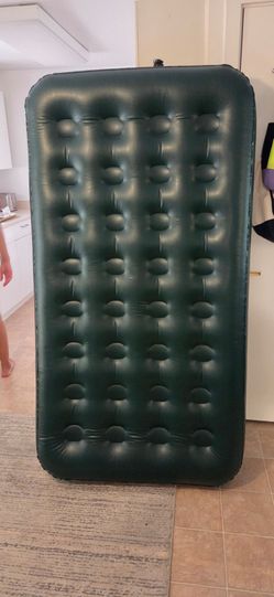 Air mattress twin size