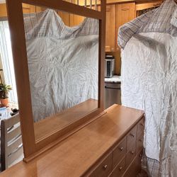 Dresser With mirror 
