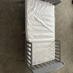 Delta Toddler Bed with mattress 