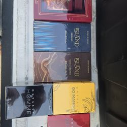 Colognes And Perfumes 