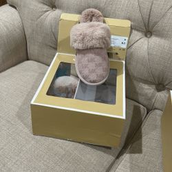 Michael Kors Tula Scuff