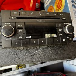 Challenger Stereo OEM