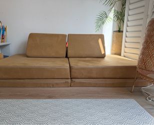 Nugget Play Couch (Original) in Sandcastle
