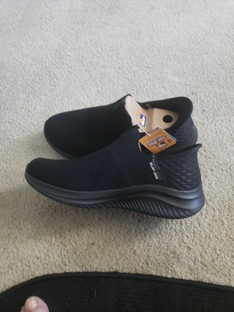 Sketchers slip in 's mem's black