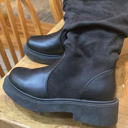 Brand New Boots Size. 6 1/2