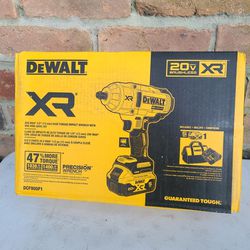 $280 Dewalt DCF900 20V XR Brushless 1/2 in. High Torque Impact Wrench with Hog Ring Anvil and (1) 20V 5.0Ah Battery, Charger & contractor bag.