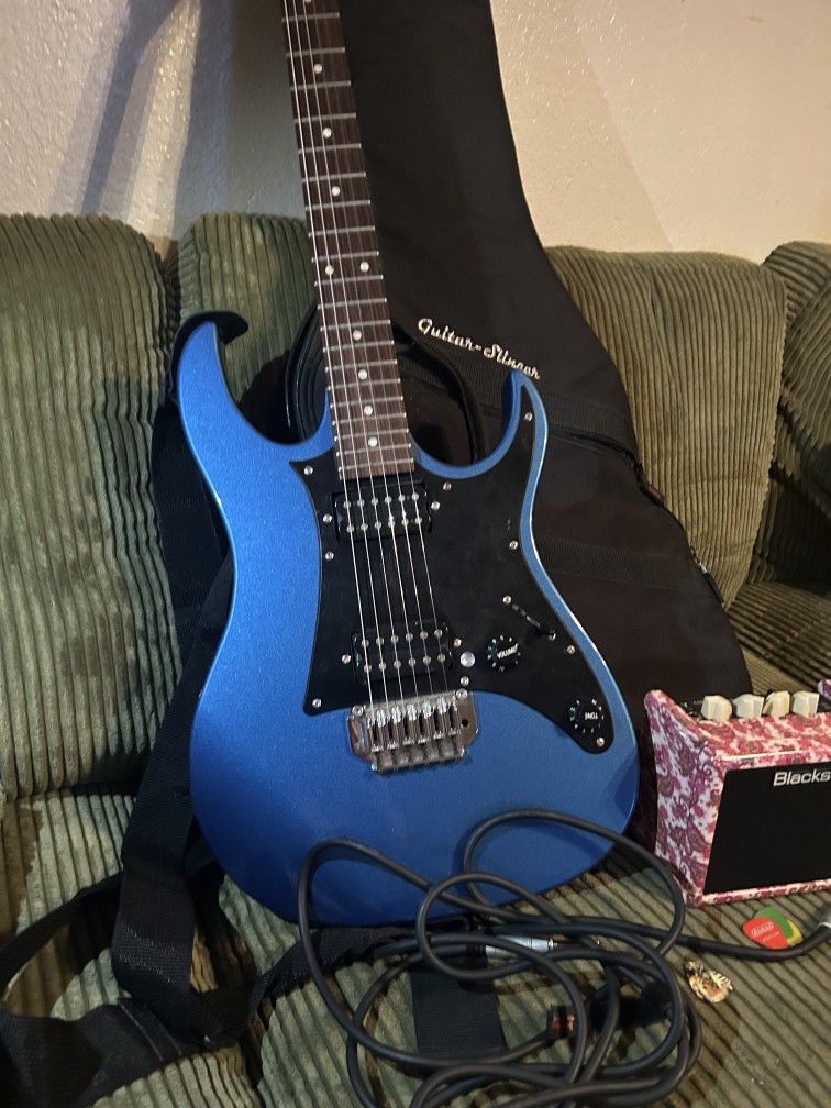 Gio Ibanez Electric Guitar