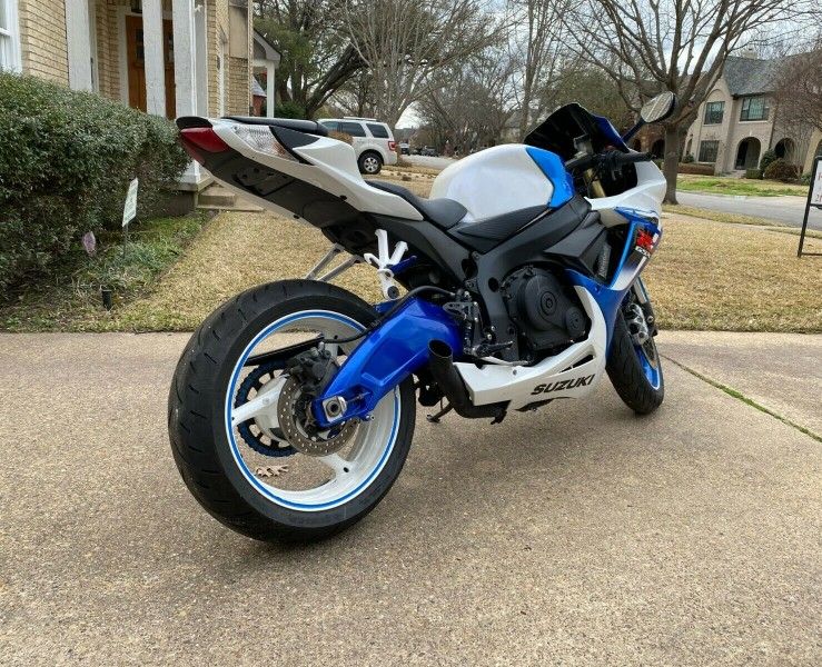 Photo $1OOO! Selling 2013 Suzuki GSXR