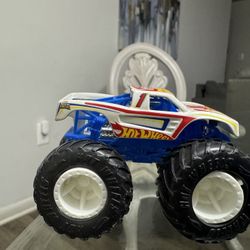 Hot Wheels Monster Jam Truck 