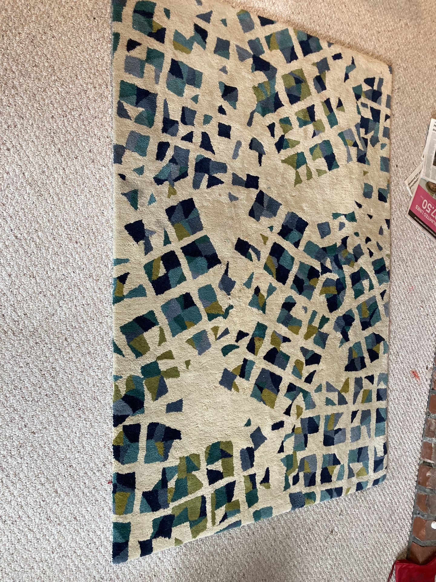 Crate And Barrel Mosaic Rug 4x6 $10