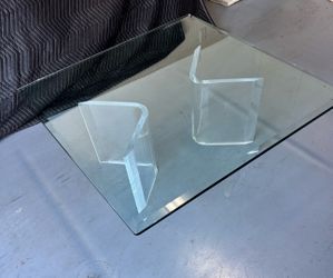 Vintage 1980s Postmodernu Lucite / Acrylic Coffee Table – Heavy 42" Beveled Glass – PacificDesignCtr
