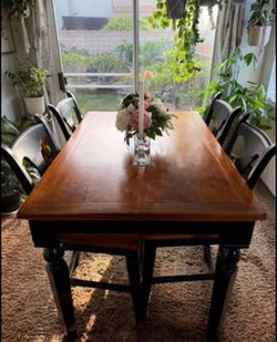 Sailor wood dining table and chairs