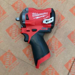 Milwaukee M12 3/8” Stubby