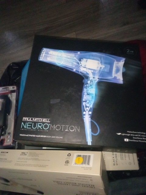 Paul Mitchell Neuro Motion Hair Dryer,