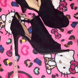 black open toed heels