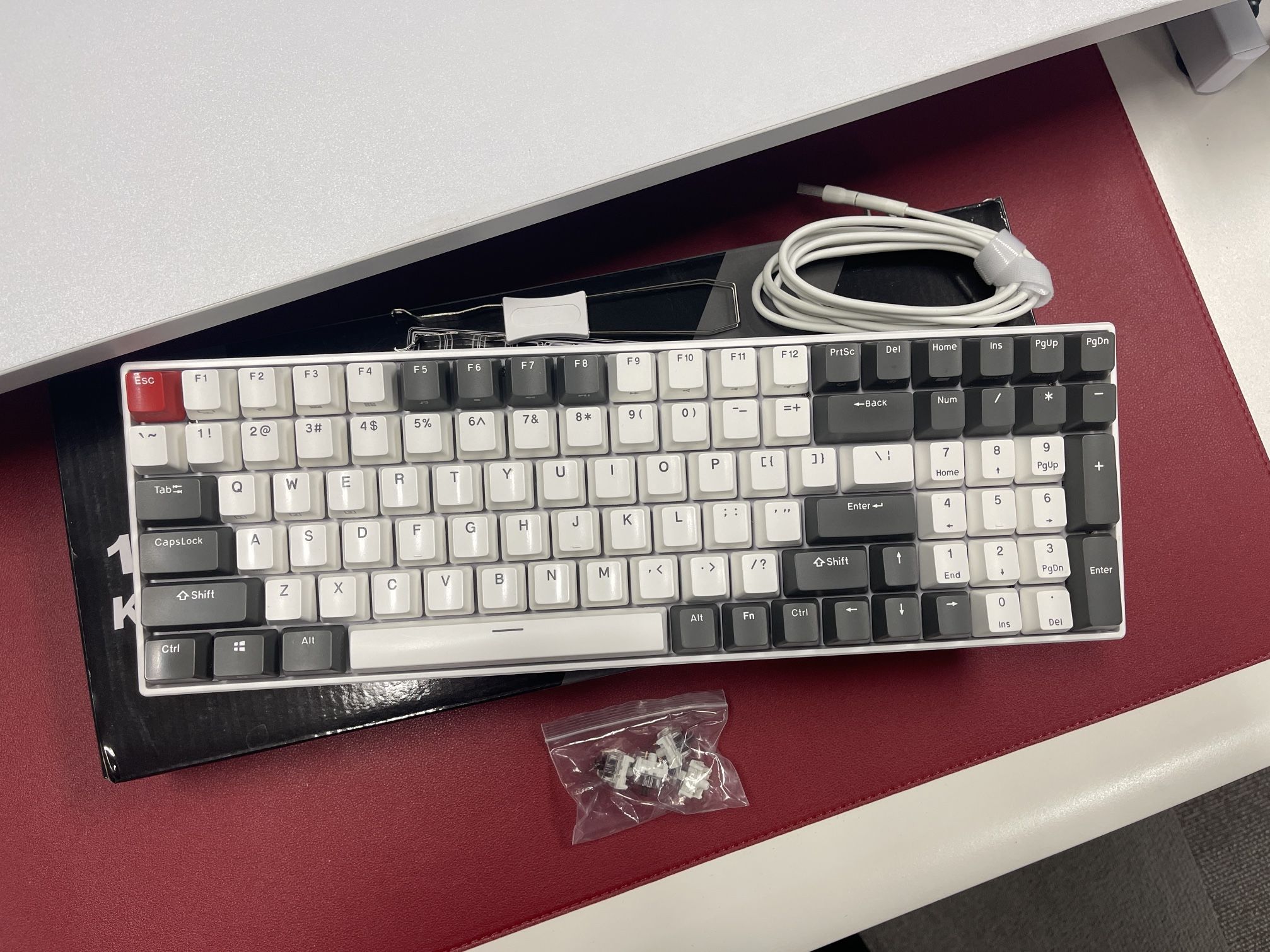 RK100 Mechanical Keyboard (Tri-Mode)
