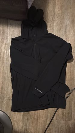 Lululemon windbreaker