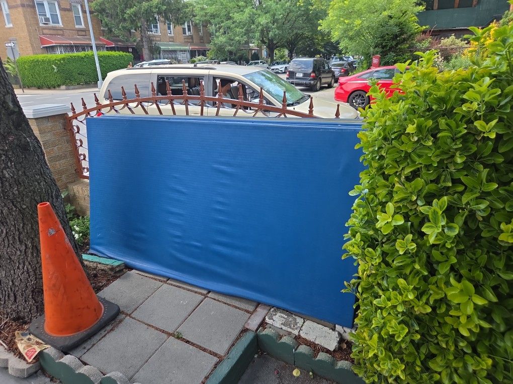 8 - Sports Mats 6ftx3ft - 2"thick