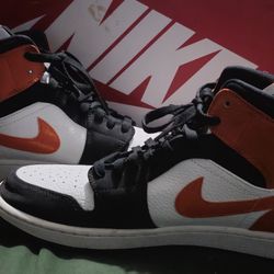 Nike Air Jordan 1 Retro 