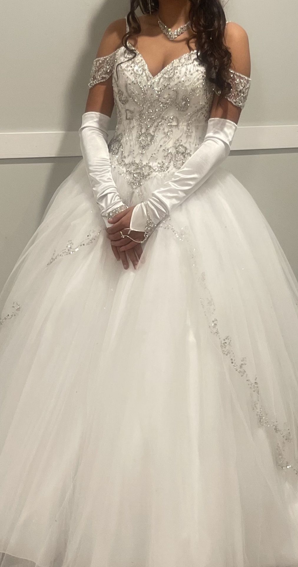 Wedding Dress Small But Can Fit Bigger It’s Laces Up In Back