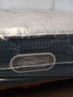 Queen Sizes Mattress