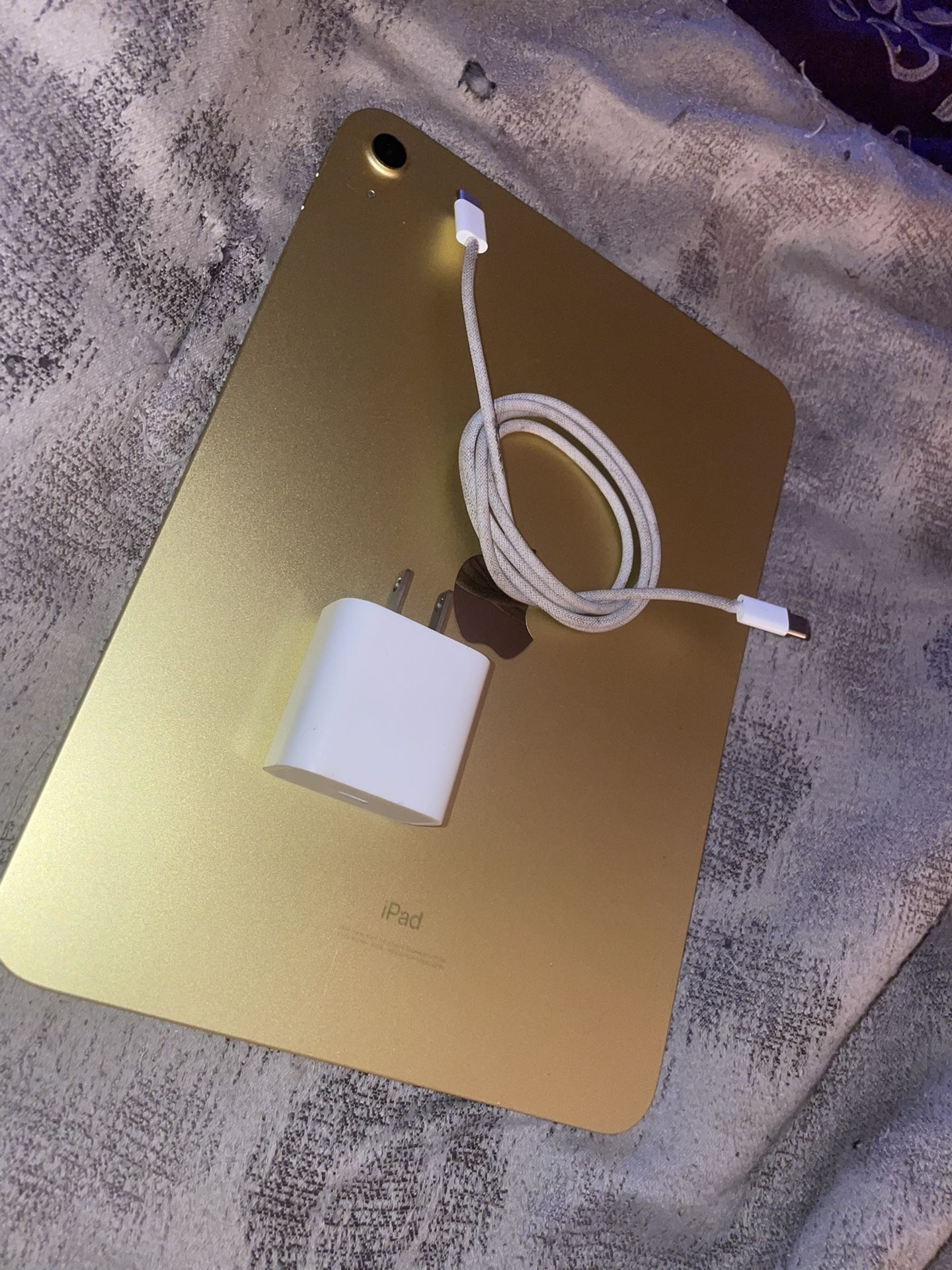 iPad 10th Gen 256 GB Cellular +Wifi