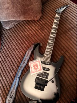 Jackson js series dinky js34 needs to be sold asap