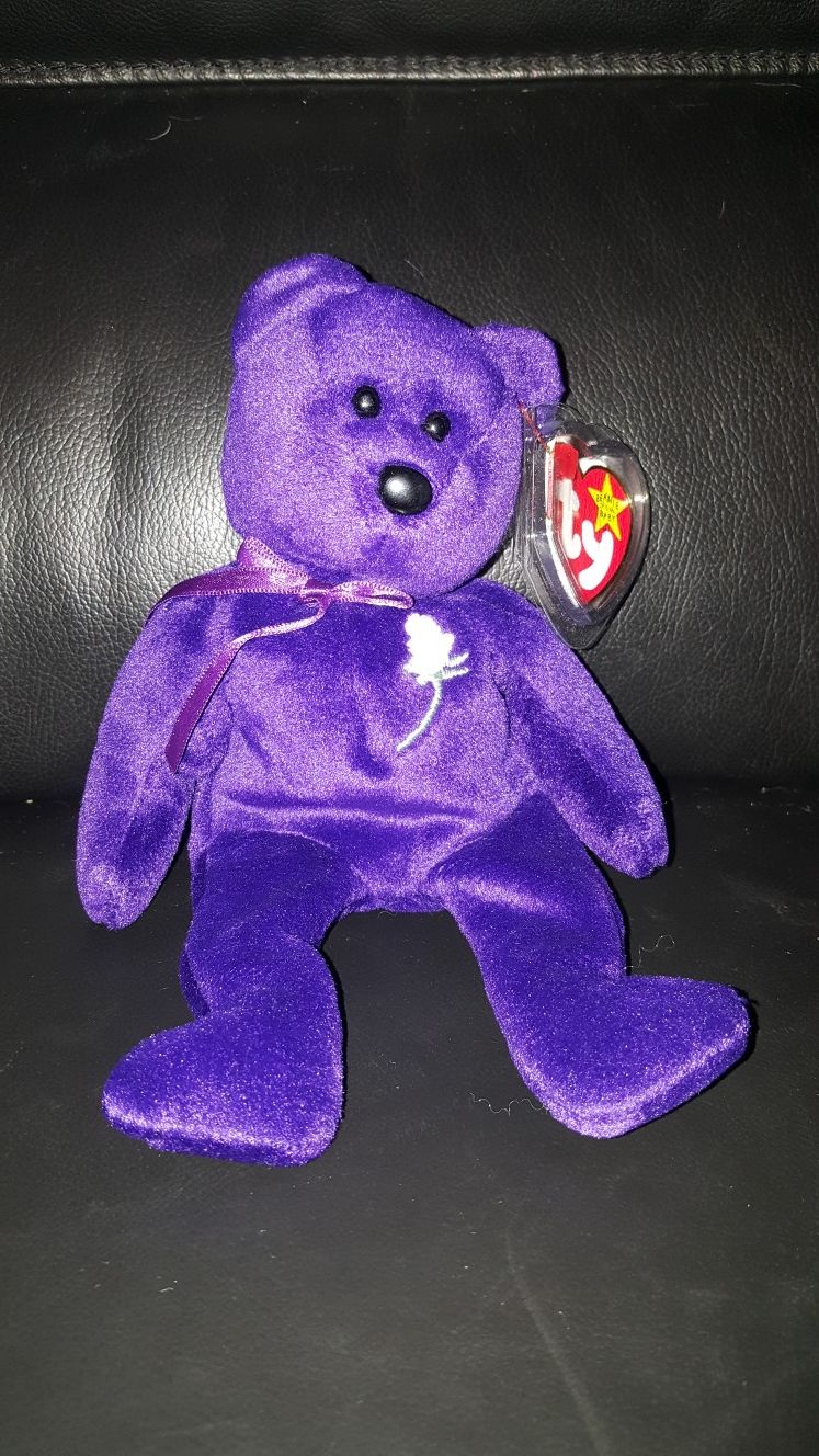 Ty Beanie Babies. Princess bear