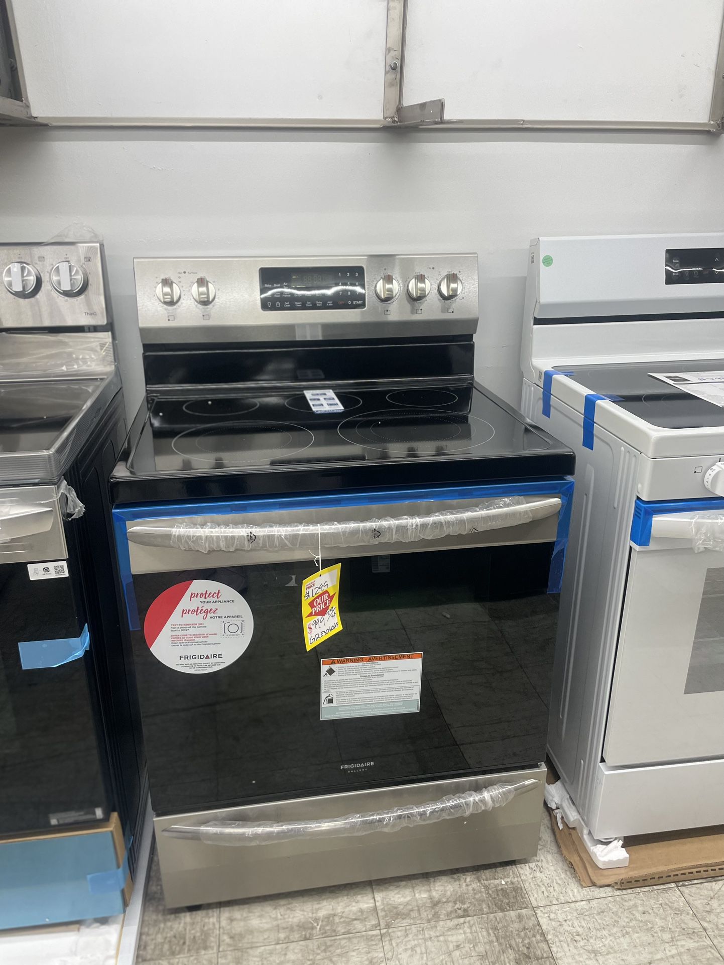 Range Freestanding Conventional Oven Air Fry 