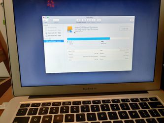 Macbook Air 2014 w 128 GB i5 4 GB RAM