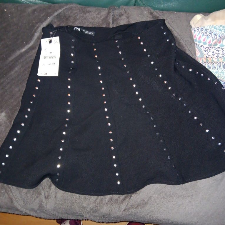 Zara Skirt, Black With Siver Gems And Med