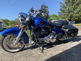 Harley Davidson motorcycle-show room condition-