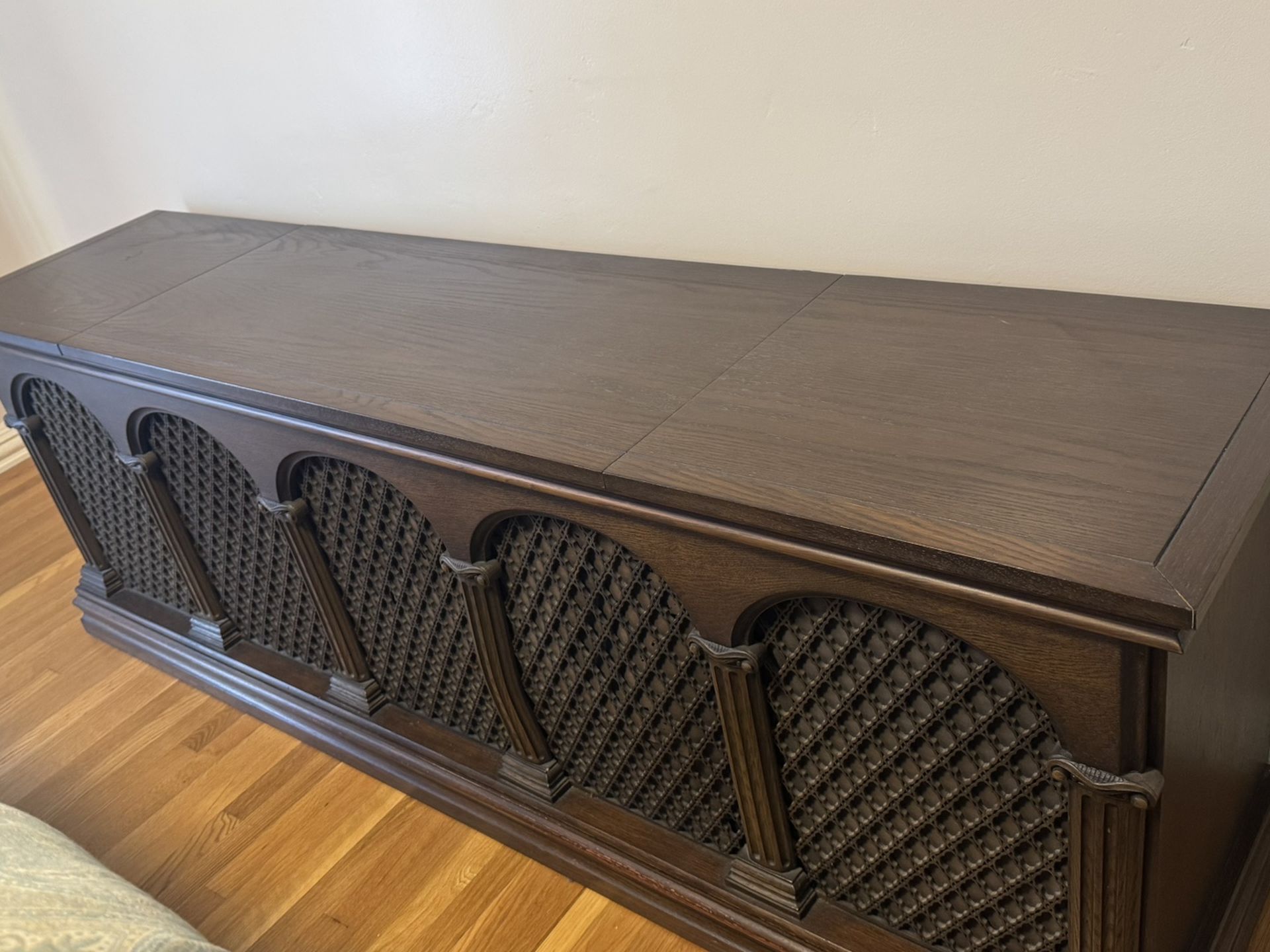 Vintage Stereo Console