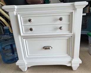 Nightstand- gently used