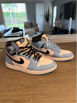SIZE 10.5, Air Jordan 1 Retro High OG 'University Blue' Shoes