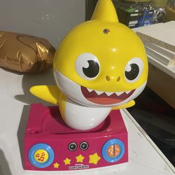 Baby shark toy