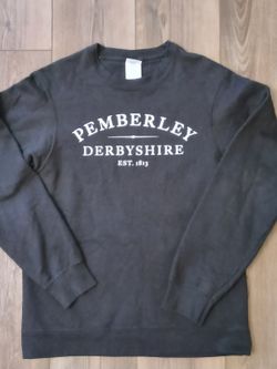 Pride & Prejudice Black Crewneck Sweatshirt Pemberley Derbyshire Print S