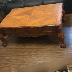 Full Set Coffee Table, And End Tables Excellent Condition