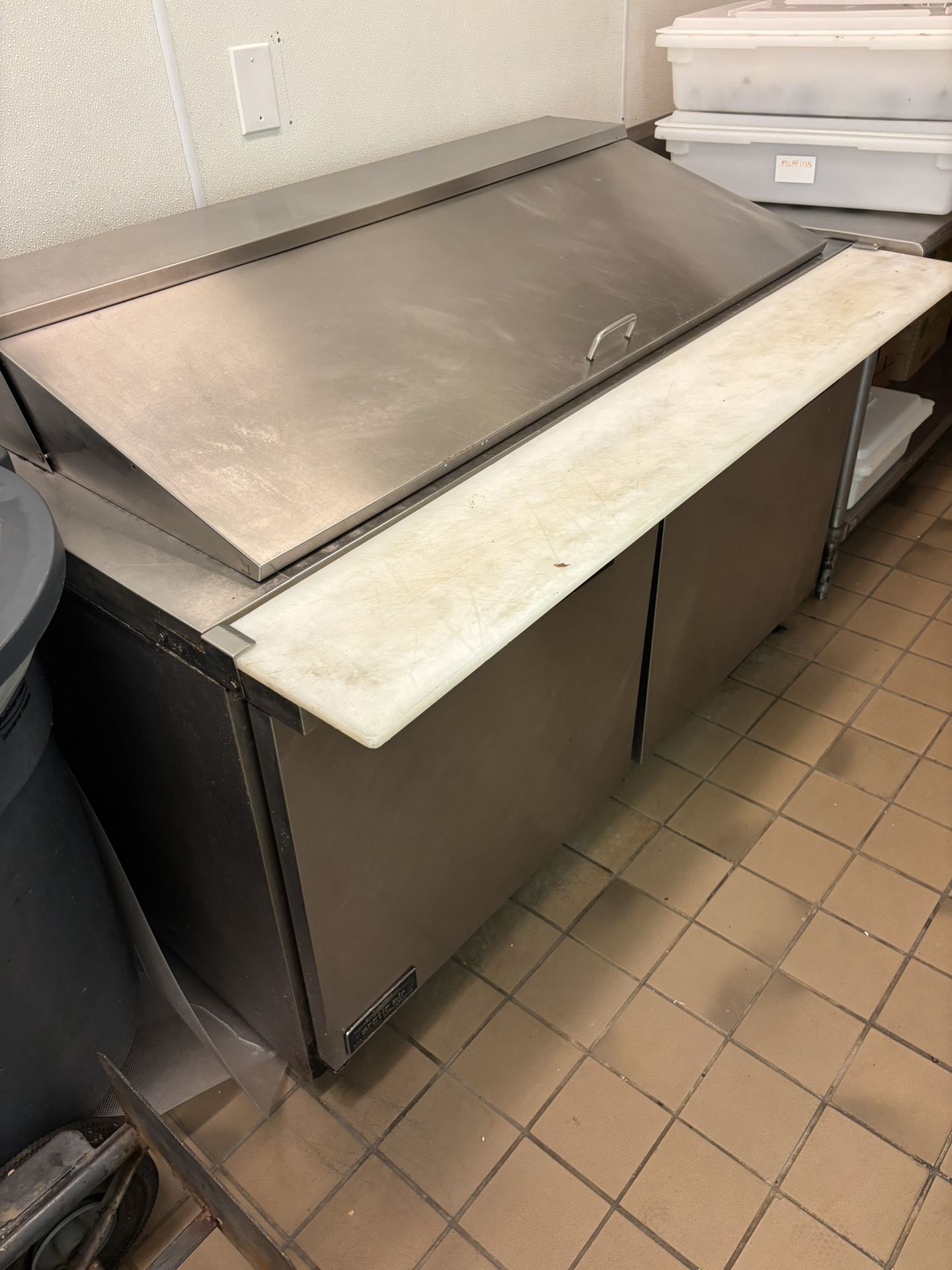 Double Door Sandwich Prep Refridgerator